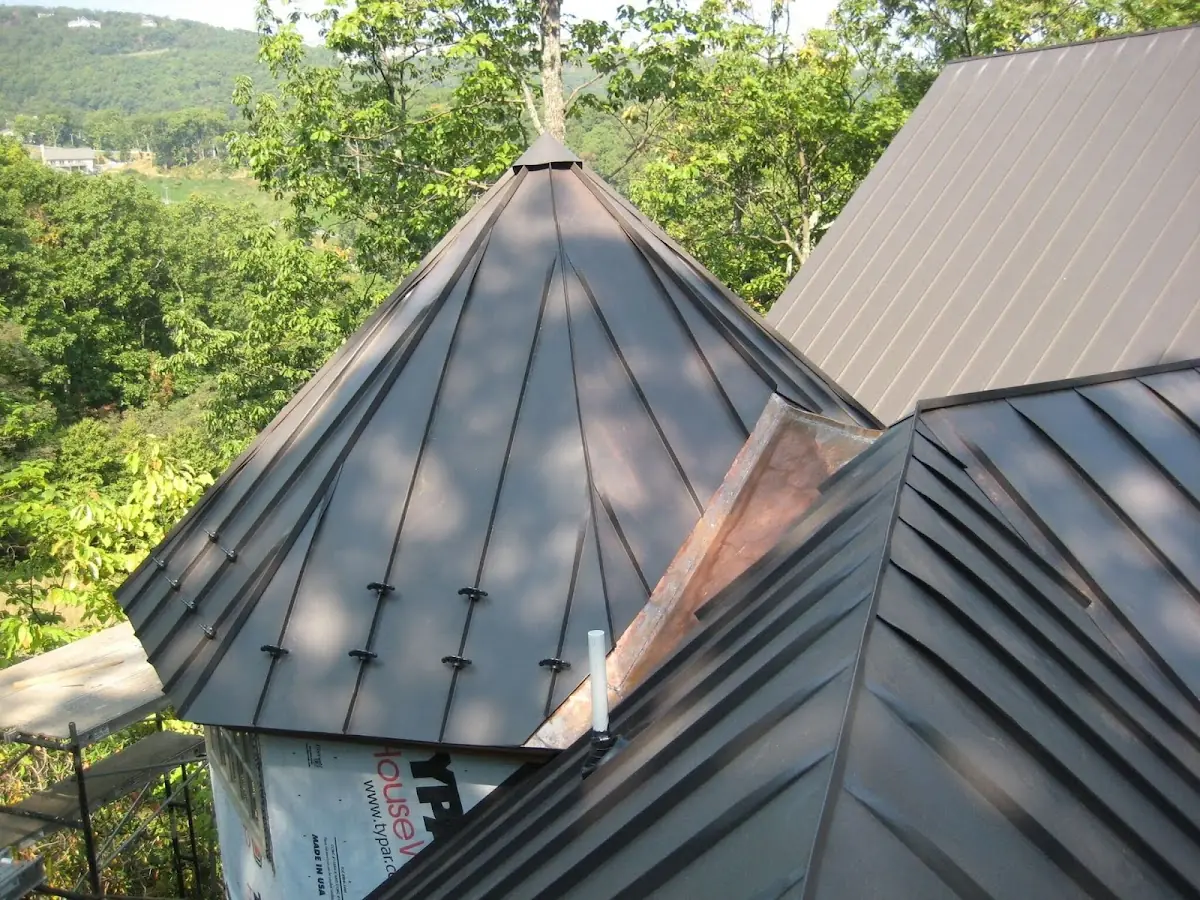 Professional Gutter Cleaning by Craftsman Roofing in Playa Del Rey